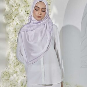 IRIS SQUARE HIJAB in Harmony Haven (LILAC)